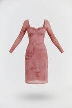 Piper Pink Dress – Retro-Inspired Fitted Silhouette with Long Sleeves